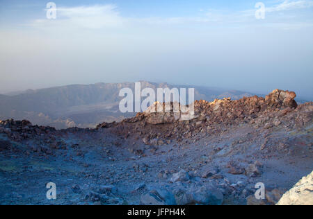 Kanarischen Inseln, Teneriffa, anzeigen südlich von der Spitze des Teide, der höchste Berg in Spanien, bald nach Sonnenaufgang Stockfoto