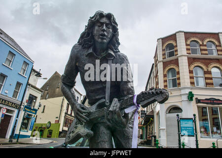 Rory Gallagher Statue Ballyshannon Donegal Stockfoto