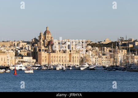 Stadtbild mit Marinemuseum Dockyard Creek, Vittoriosa, Birgu, The Three Cities, Malta Stockfoto