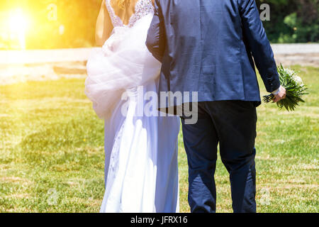 Braut und Bräutigam Outdoor-Porträt (Hochzeit) Stockfoto