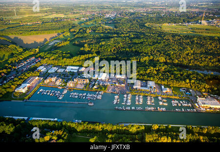 Marina Rünthe GmbH & Co. KG, Restaurant bin, Yachthafen, Datteln-Hamm-Kanal, Yachten, Boote, Marina, Anlegstege, Bergkamen, Ruhrgebiet, Nordrhein-Westfa Stockfoto