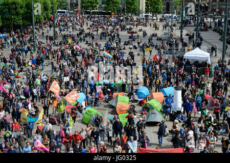 Hamburg, Deutschland. 2. Juli 2017. Protestkundgebung gegen die g-20-Gipfel im Juli 2017 / DEUTSCHLAND, Hamburg, Protest Demo Gegen G20 wurde in Hamburg-Credit: Joerg Boethling/Alamy Live News Stockfoto