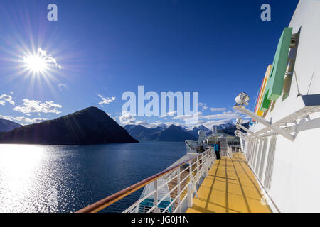 Schönen Morgen auf dem Deck der AIDAsol. Stockfoto