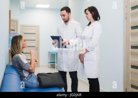 Kontakt mit Patienten ist sehr wichtig für positives Denken zu erstellen Stockfoto