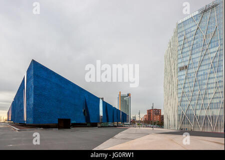 Museu Blau – Naturhistorisches Museum von Barcelona, Forum Building, Herzog & de Meuron Architekten, außen aus Nordwesten Stockfoto