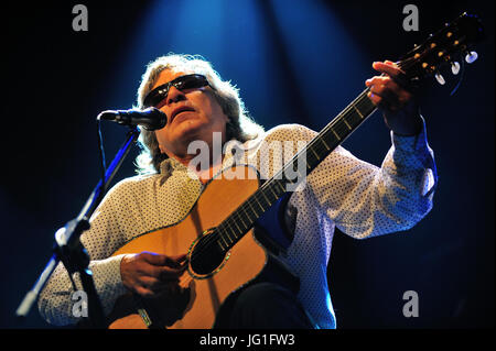 Puerto-ricanischer Sänger und virtuoser Gitarrist, JoséFeliciano, Virtuose, Virtuosität, Meister, Klasse, Gitarrist, José Feliciano (* 10. September 1945) Stockfoto