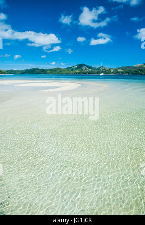 Türkisfarbenes Wasser auf der Insel Nanuya Lailai, die blaue Lagune, Yasawas, Fiji, Südsee Stockfoto