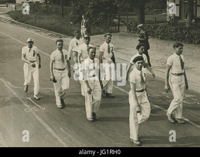 De Franse Deelnemers Op Het Parcours van 55 km Op de Mookse Baan Tijdens de 23e - F40387 - KNBLO Stockfoto