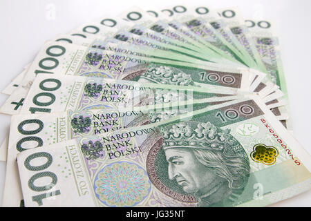 Warschau, Polen - 1. Juli 2017: Polnische Währung. Fan von polnischen 100 Zloty Banknoten. Stockfoto