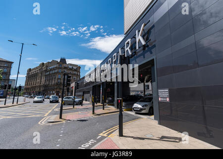 Das fantastische Broadway Shopping Centre im Herzen von Bradford, West Yorkshire, Großbritannien, Juli 2017 Stockfoto