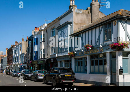 Eine Straße In Kemp Town, Brighton, Sussex, UK Stockfoto