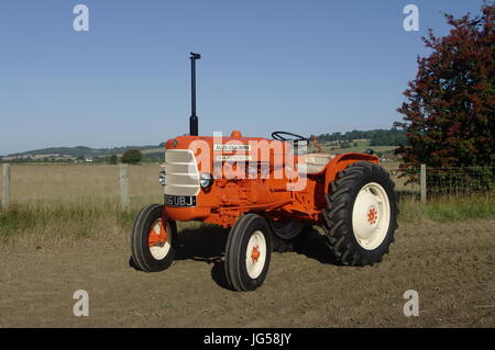 1964-Allis Chalmers ED-40-Traktor Stockfoto