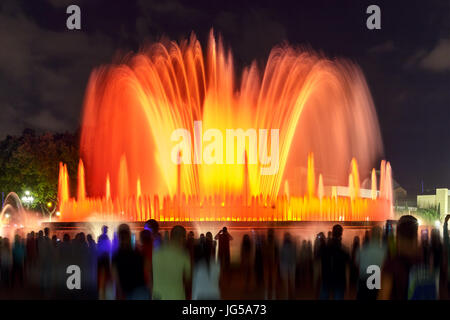 Licht-Show und Brunnen, Placa Espanya, Barcelona Stockfoto