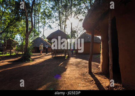 Traditionelle, tribal Hütte der kenianischen Bevölkerung, Nairobi Stockfoto