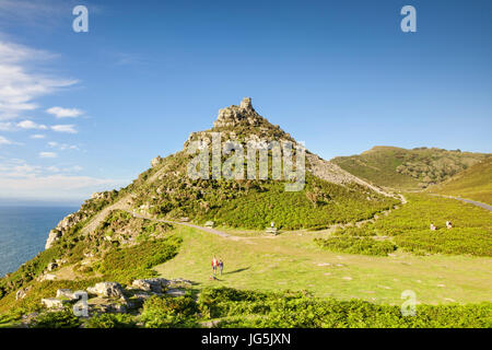 16. Juni 2017: Tal der Felsen, Lynmouth, North Devon, England, UK - Blick vom Burgfelsen. Stockfoto