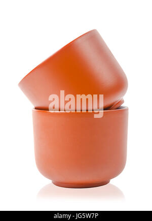 Steingut Ton Teetasse für den chinesischen Tee isoliert auf weißem Hintergrund, Clippint Pfad speichern. Stockfoto