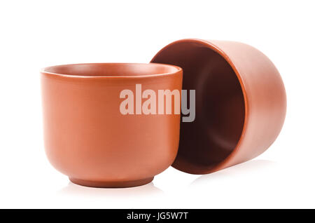 Steingut Ton Teetasse für den chinesischen Tee isoliert auf weißem Hintergrund, Clippint Pfad speichern. Stockfoto