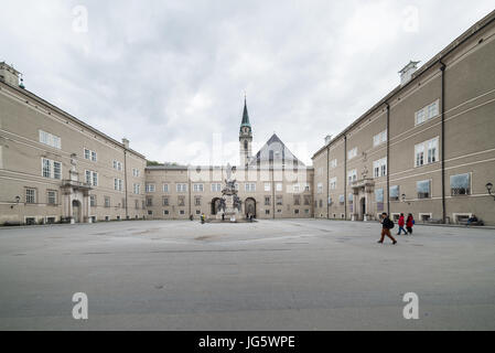 Besuch der Salzburger Dom in Österreich Stockfoto