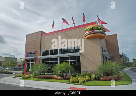 Burger King Fastfood-Restaurants hat ein brandneues Restaurant in Gainesville, Florida gebaut. Stockfoto