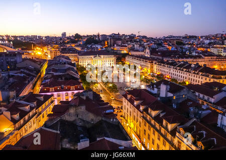 Lissabon bei Nacht - erstaunlich, Lichter der Stadt - Blick von oben - Lissabon - PORTUGAL Stockfoto