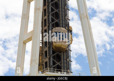 Nahaufnahme eines Aufzugs auf die Space Needle in Seattle, Washington Stockfoto