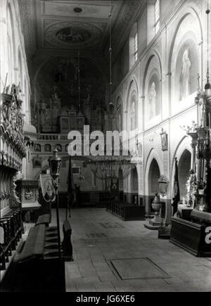 St. Maria und St. Alexius Stiftskirche in Tum Innenraum Włodzimierz Pfeiffer 001 Stockfoto
