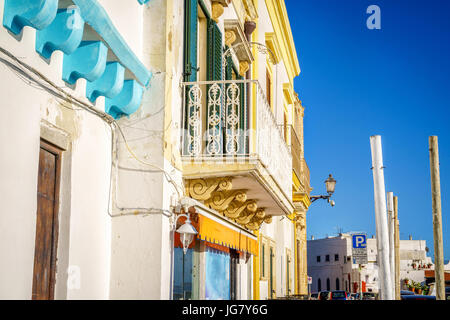 Charmanten Straße von Gallipoli, Apulien, Italien Stockfoto