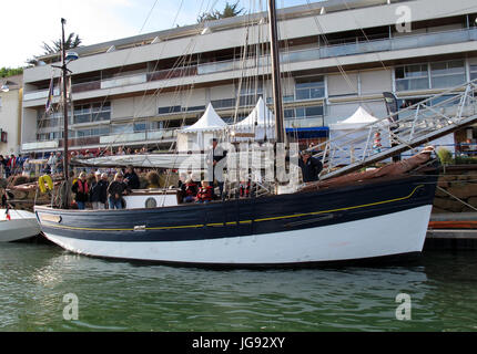 Die Saint-Quay, alte Segelregatta, Binic Hafen in der Nähe von Saint-Brieuc, Côtes-d ' Armor, Bretagne, Bretagne, Frankreich Stockfoto