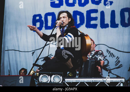 Gogol Bordello Durchführung bei Barclaycard Britische Sommerzeit im Hyde Park Stockfoto