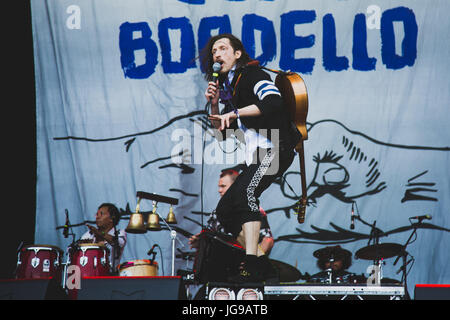 Gogol Bordello Durchführung bei Barclaycard Britische Sommerzeit im Hyde Park Stockfoto