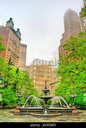 Brunnen im Rathauspark - Manhattan, New York City Stockfoto