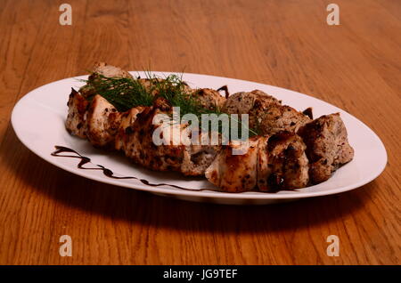 Grill auf einem Teller Stockfoto