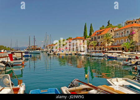 Stomorska-Dorf auf der Insel Solta, Kroatien. Stockfoto