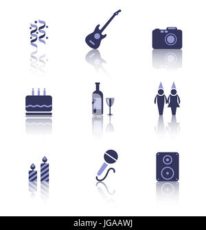 Abbildung Set Party Icons von Urlaub und Geburtstag-Objekten mit Reflexion. Isolated on White Background- Stockfoto