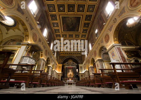 Rom, Italien - 29. Juni 2017: San Lorenzo in Lucina antike römische Basilika St. Lawrence Diakon und Märtyrer gewidmet. Der Name leitet sich her "Lucina" Stockfoto