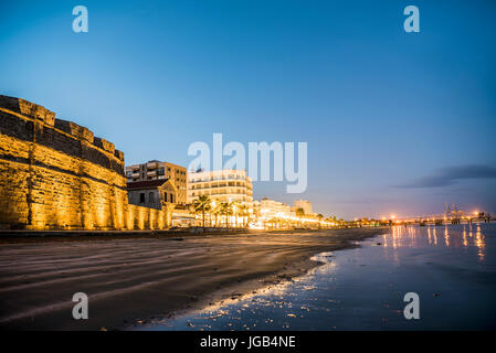 Schöne Sicht auf das Schloss in Larnaka, Zypern Stockfoto