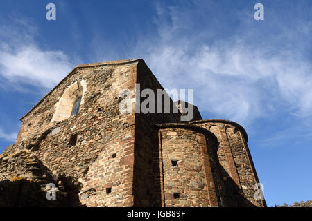 Alte romanische Kloster (Ende des 8. Jahrhunderts) Sant Quirze de Colera, Alt Empordà Girona Provinz, Katalonien, Spanien Stockfoto