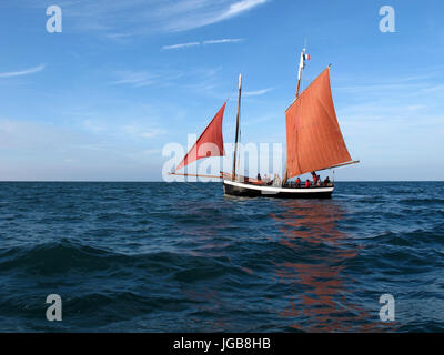 Alten Segelregatta, Binic Hafen in der Nähe von Saint-Brieuc, Côtes-d ' Armor, Bretagne, Bretagne, Frankreich Stockfoto