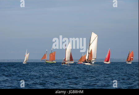 Alten Segelregatta, Binic Hafen in der Nähe von Saint-Brieuc, Côtes-d ' Armor, Bretagne, Bretagne, Frankreich Stockfoto