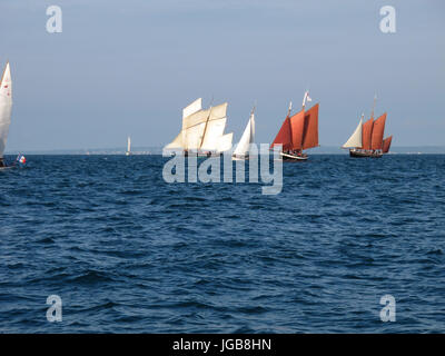 Alten Segelregatta, Binic Hafen in der Nähe von Saint-Brieuc, Côtes-d ' Armor, Bretagne, Bretagne, Frankreich Stockfoto