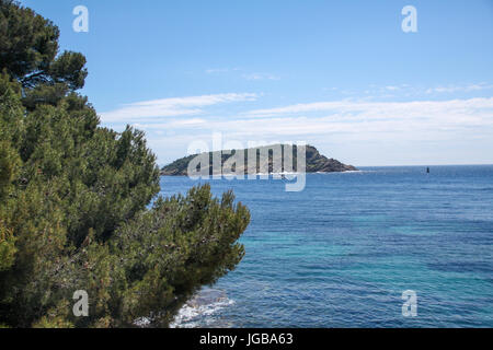 Calanque Près de Cassis, Côte d ' Azur, Frankreich - felsige Bucht in der Nähe von Cassis, Côte d ' Azur, Frankreich Stockfoto