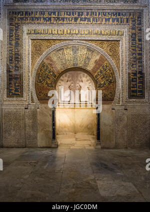 Der Mihrab oder Gebet Nische in der großen Moschee oder die Mezquita-Catedral, Cordoba, Spanien Stockfoto