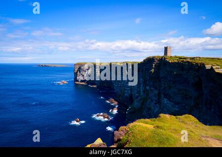 Klippen am Marwixk Kopf, Orkney Stockfoto