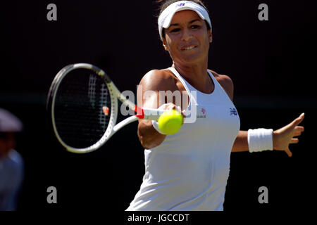 London, UK. 5. Juli 2017.  Heather Watson aus Großbritannien in Aktion in ihrem zweiten Vorrundenspiel in Wimbledon gegen Anastasija Sevastova Lettland Kredit: Adam Stoltman/Alamy Live News Stockfoto