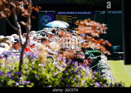 London, UK, 5. Juli 2017: Tag 3 bei den Wimbledon Tennis Championships 2017 bei den All England Lawn-Tennis and Croquet Club in London. Bildnachweis: Frank Molter/Alamy Live-Nachrichten Stockfoto