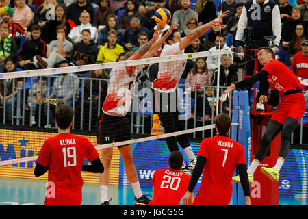 Curitiba, Brasilien. 5. Juli 2017. Volleyball Weltliga, Übereinstimmung zwischen Russland und Kanada anlässlich der Arena da Baixada in Curitiba, PR. Credit: Guilherme Artigas/FotoArena/Alamy Live News Stockfoto