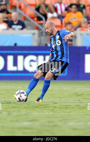 Houston, TX, USA. 5. Juli 2017. Montreal Impact Verteidiger Laurent Ciman (23) geht zu einem Mitspieler in der ersten Hälfte des Spiels MLS Saison zwischen Houston Dynamo und Montreal Impact von BBVA Compass Stadion in Houston, Texas. Kredit-Bild: Erik Williams/Cal Sport Media. Bildnachweis: Csm/Alamy Live-Nachrichten Stockfoto