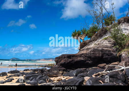 Doppelte Insel Punkt und die farbigen Sand von Rainbow Beach, Great Sandy Nationalpark, Queensland, Australien Stockfoto