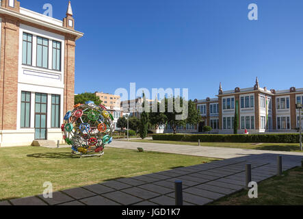 Eingang des Museo Automovilístico, Automobilmuseum und russische Museum von Málaga, Andalusien, Spanien Stockfoto