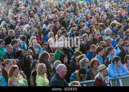 Dundrennan Schottland, UK - 25. Juli 2015: Festival-Besucher auf dem Festival Weidenmanns Stockfoto